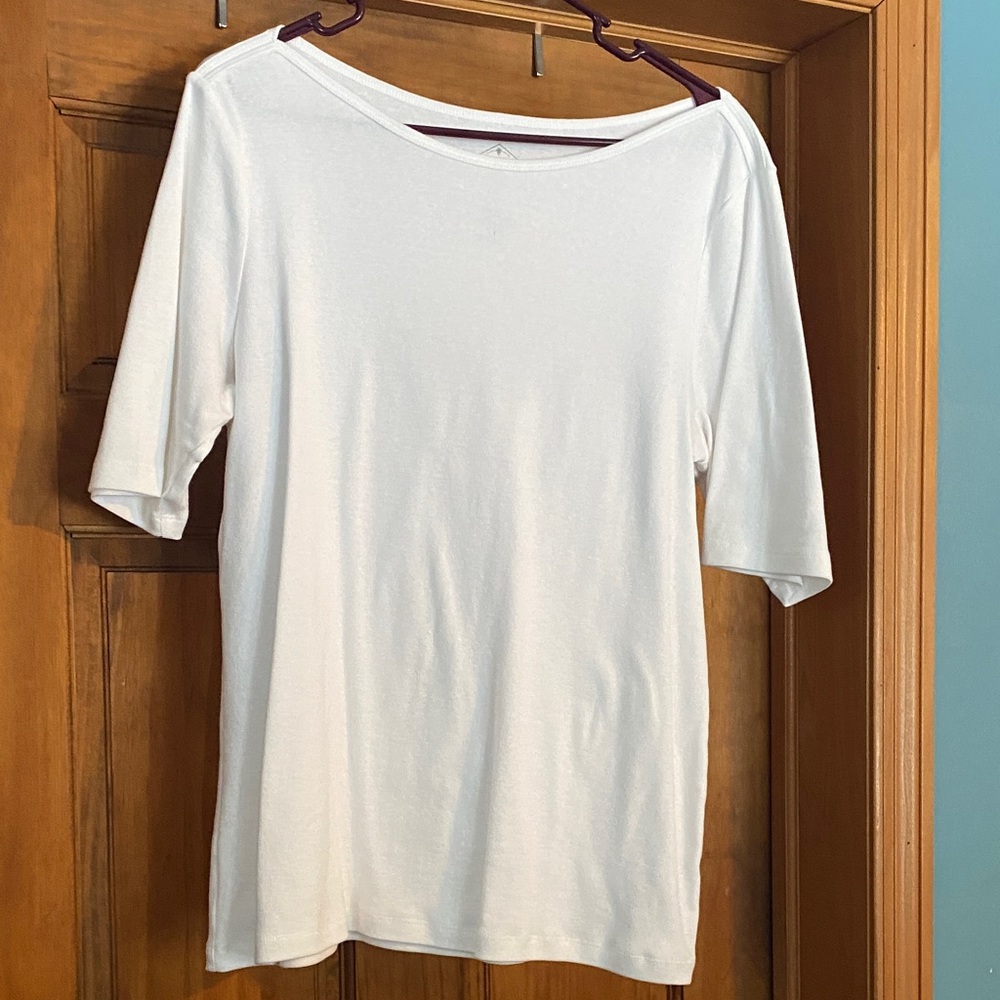 St. John's Bay White Short Sleeve Tee